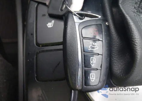 2017 Hyundai Santa Fe Sport 2.4L из США, поврежденный, VIN 5NMZUDLB1HH047582